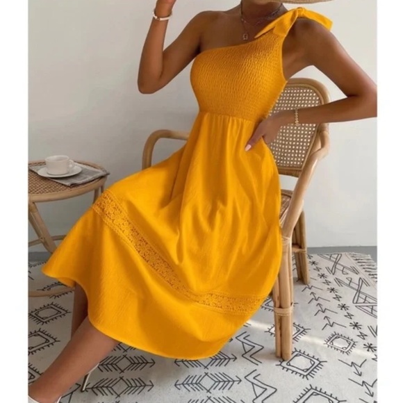 Boho One Shoulder Lace Minimalist Dress - Picture 6 of 8